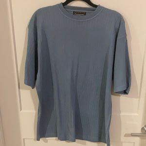 Textured tee shirt